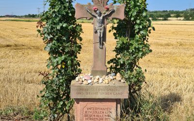 Kreuz am unteren Flakweg